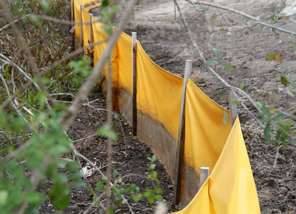 Staked Silt Control Fence is affordable and effective in controlling stormwater